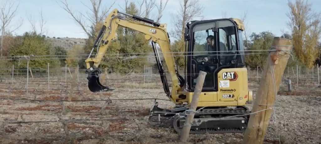 Finanzauto con Excavaciones y Derribos David y su Cat® 302.7 noticias maquinaria
