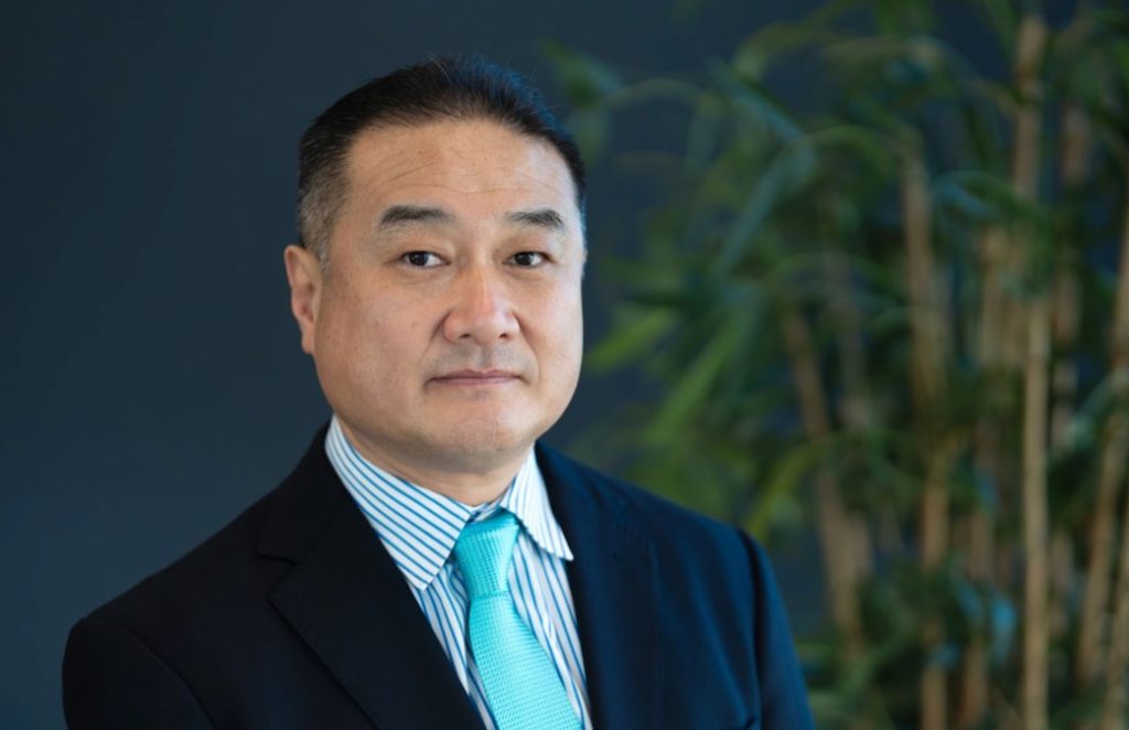 KOBELCO Construction Machinery Europe anuncia una transición de liderazgo noticias maquinaria