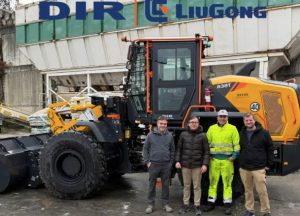 LiuGong entrega en A Coruña la potente 838T Noticias Maquinaria