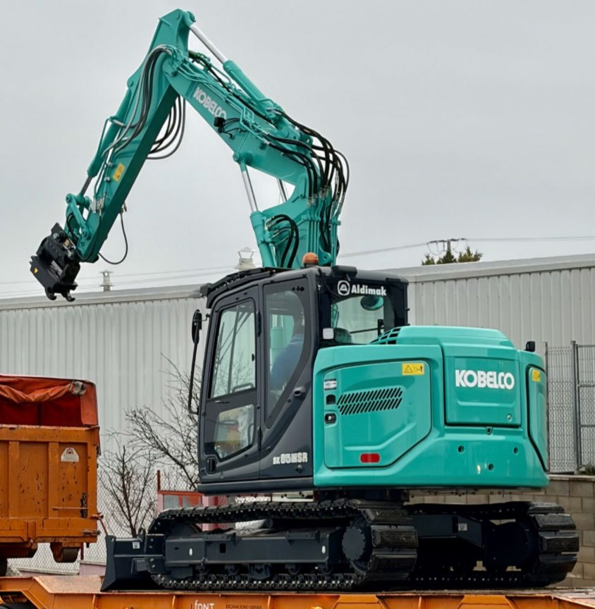 Aldimak entrega una nueva Kobelco SK85MSR-7 2PB en Girona noticias maquinaria
