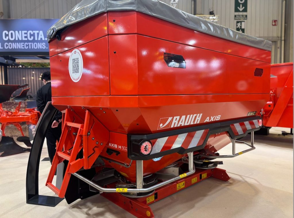 KUHN exhibe en FIMA 2026 la abonadora AXIS H 50.2 EMC-W noticias maquinaria