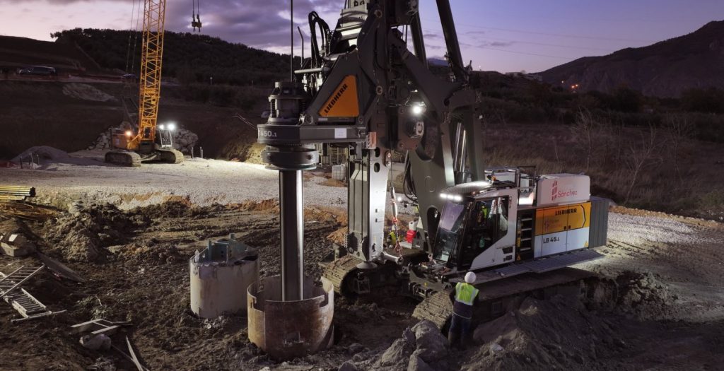 La innovadora maquinaria Liebherr de Pilotes Sánchez noticIas maquinaria