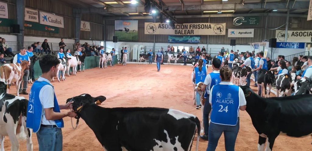 AgroBank presente en la Fira del Camp de Menorca noticias maquinaria