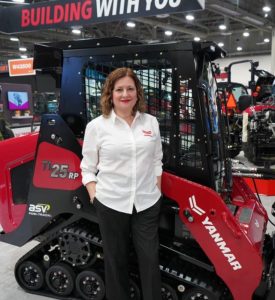 Anna Christine Sgro, presidenta de Yanmar Compact Equipment North America. noticias maquinaria