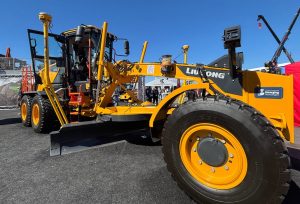 LiuGong presenta la motoniveladora 4215D y el rodillo 6608F en CONEXPO 2026 noticias maquinaria