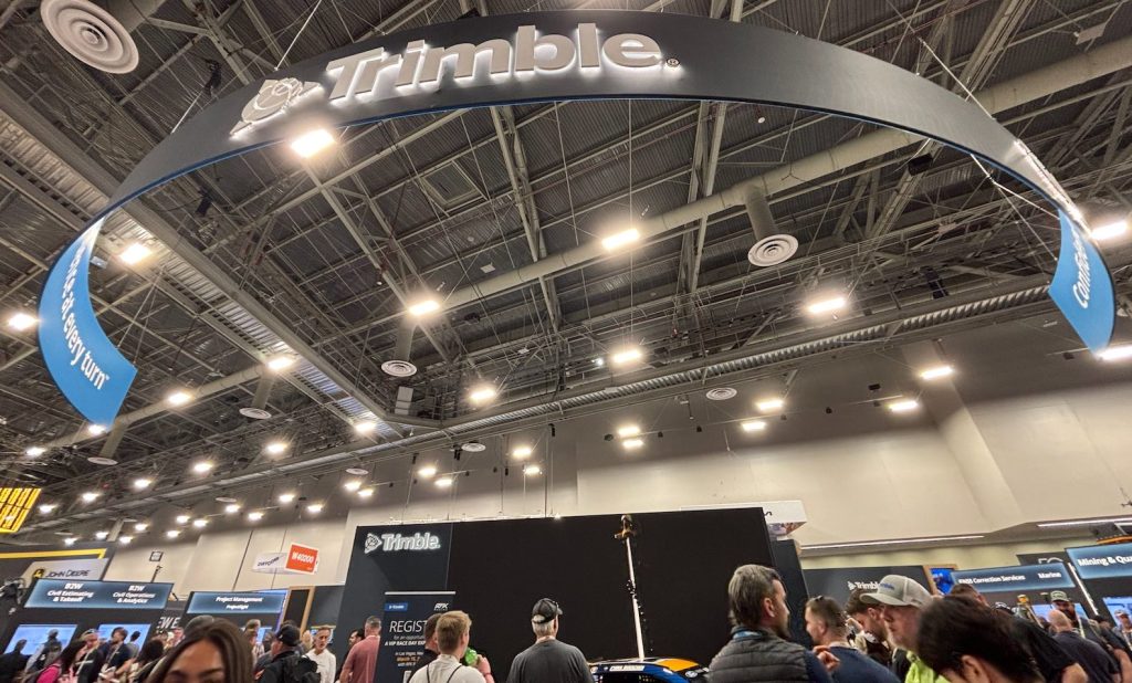 Trimble Inc. impulsa la productividad en obra con la ampliación de su plataforma Trimble Earthworks noticias maquinaria