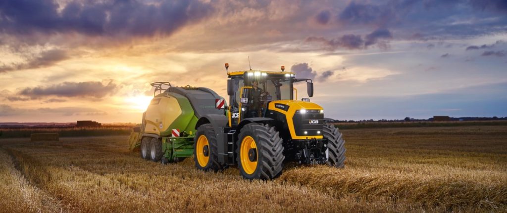 JCB Fastrac 6300 debuta en acción en ScotGrass 2026 noticias maquinaria