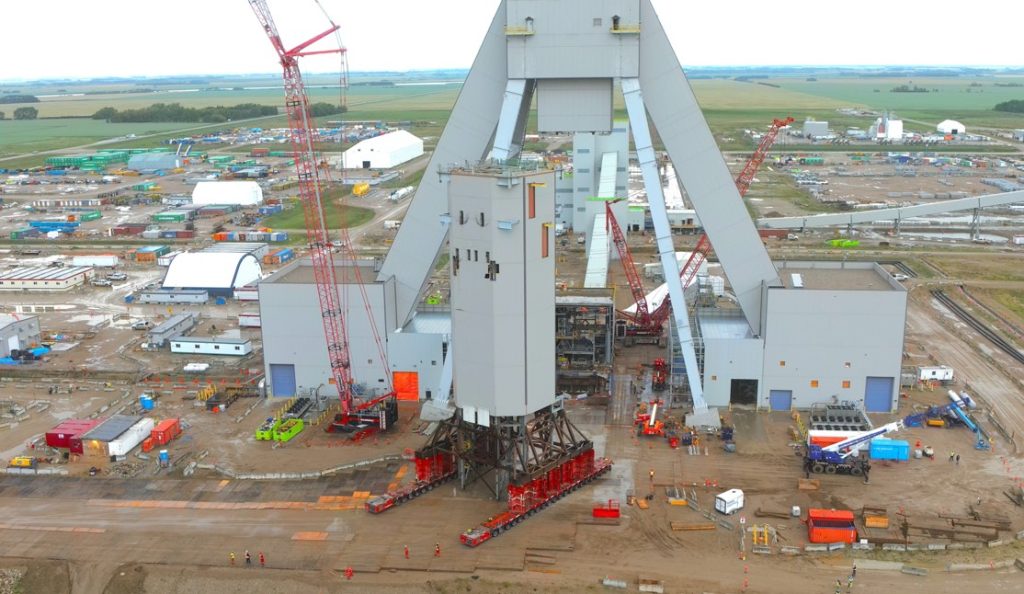 Mammoet en la mayor mina de potasa de Canadá noticIas maquinaria