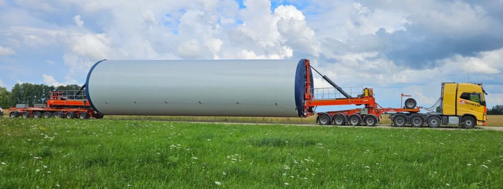 Silvasti sobre el nuevo Mega Windmill Trailer XXL de Nooteboom noticias maquinaria