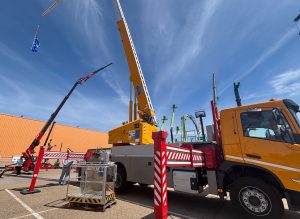 Spain Crane presenta la KLAAS K2300 en SMOPYC 2026 noticias maquinaria