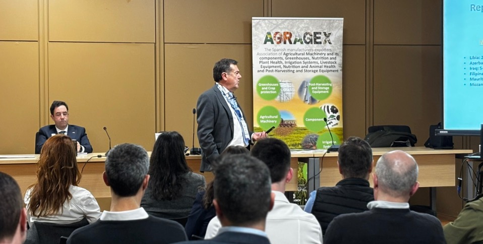 Así arranca 2026 para el sector agroexportador español noticias maquinaria