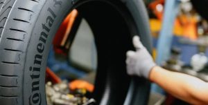 Continental eleva la rentabilidad en neumáticos y ContiTech noticias maquinaria