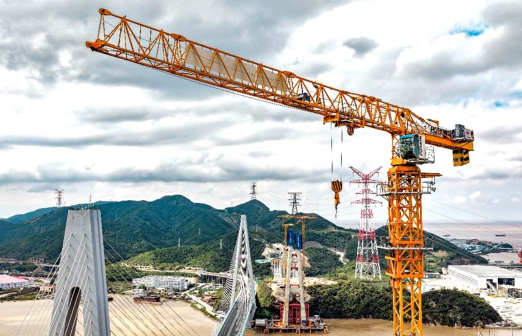 Dos grúas torre Potain MCT 385 trajando en China noticias maquinaria