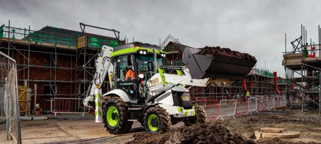JCB lanza la primera retrocargadora 3CX Hydrogen de producción noticias maquinaria