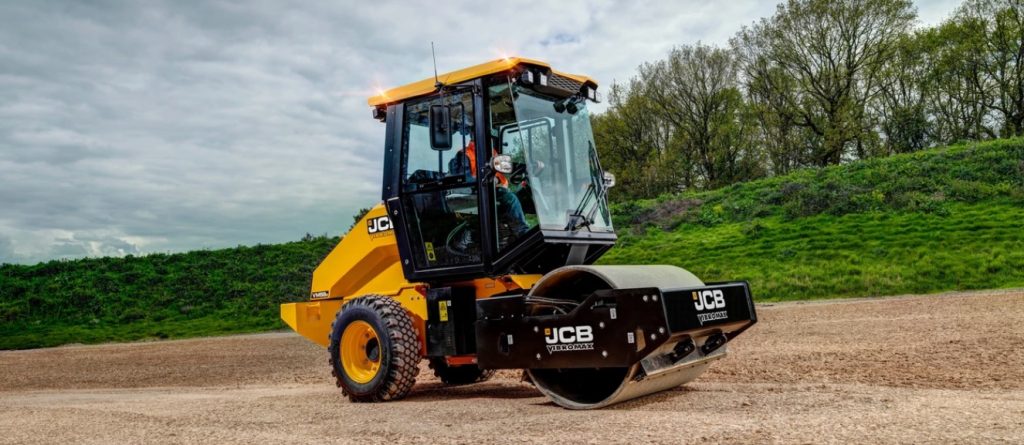 JCB presenta los nuevos compactadores de suelo VM58D y VM78D noticias maquinaria