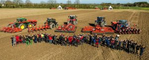 KUHN profesionales internacionales jornadas formación campo noticias maquinaria