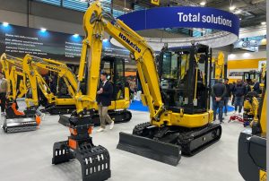 Komatsu Italia Manufacturing en SaMoTer 2026 noticias maquinaria
