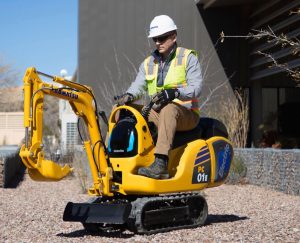 Komatsu explora el potencial de sus nuevas microexcavadoras eléctricas noticias maquinaria