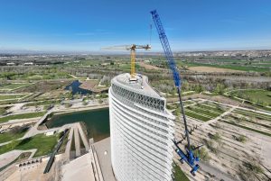 Liebherr 110 EC-B Grúas Cerezo_LTM 1650-8.1 ElPortillo _Torre del Agua_repaired-2