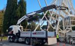 Top Noleggio trabajando con dos grúas articuladas Tadano de la serie PM