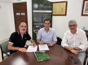 Case IH New Holland y EFAS impulsan la formación agraria noticias maquinaria