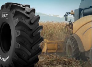 El neumático radial BKT AGRIMAX TERIS para cosechadoras de alta potencia noticias maquinaria