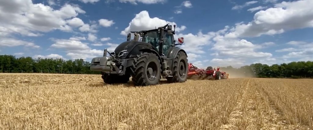 Valtra impulsa la eficiencia en la cosecha noticias maquinaria
