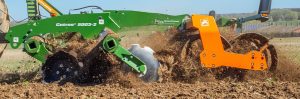 AMAZONE amplía su gama con el nuevo rodillo doble de cuchillas flexibles DFW 580 noticias maquinaria