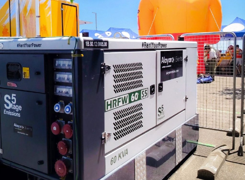 Alayan Events garantiza el suministro eléctrico en prueba ciclista noticias maquinaria