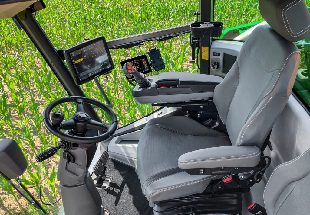 Farming Agrícola nos presenta la Pantera 4504 de Amazone noticias maquinaria