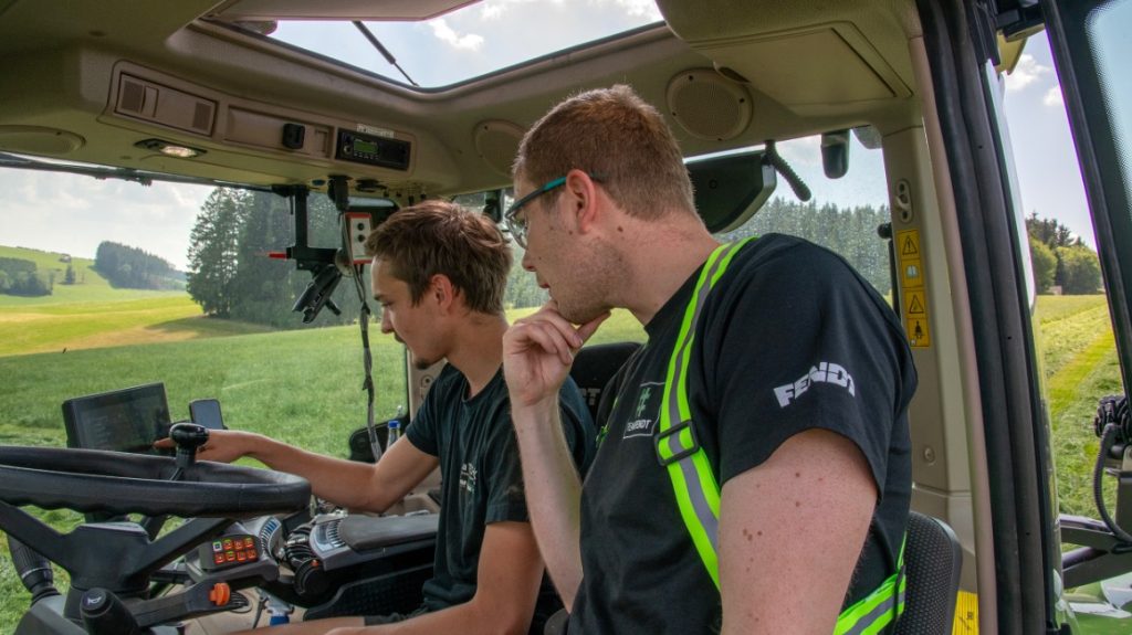 Fendt acerca a sus empleados a la realidad del campo con TEAMFENDT noticias maquinaria