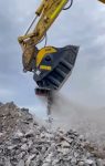 MB Crusher procesa rocas y hormigón in situ
