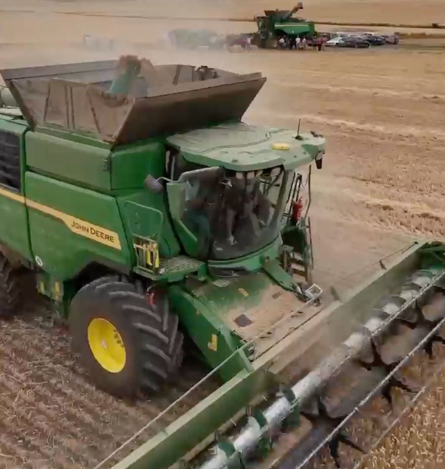 Agrícola Castellana nuevas cosechadoras John Deere Serie T noticias maquinaria