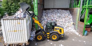 Komatsu WA170M-11 demuestra su versatilidad en reciclaje noticias maquinaria