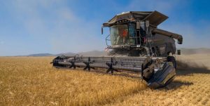 La filosofía Farmer First de Fendt cosechadora IDEAL en Zaragoza noticias maquinaria