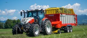 PÖTTINGER actualiza el carro autocargador BOSS 5000 MASTER noticias maquinaria