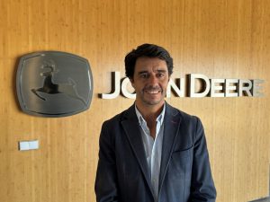 Eduardo Martínez de Ubago, nuevo director de Desarrollo de Concesionarios para la Región 2 de John Deere