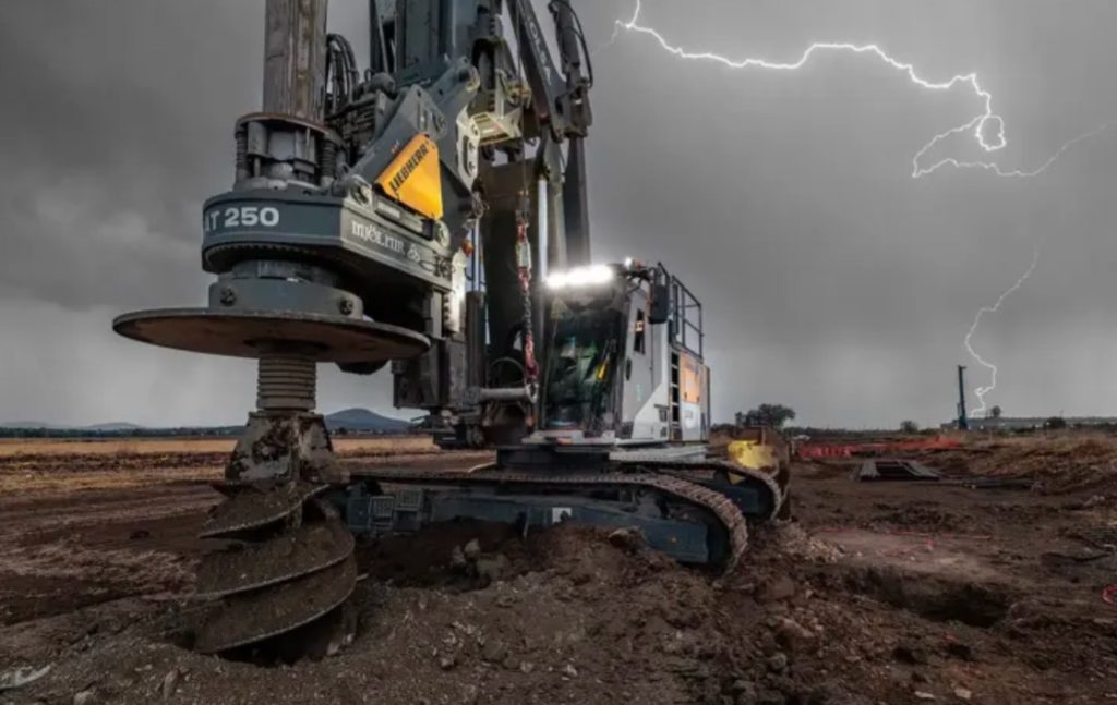 La Liebherr LB 25 perfora el basalto en el proyecto AIFA-Pachuca noticias maquinaria