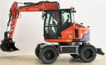 Liebherr entrega a Kubota las primeras excavadoras de ruedas de su nueva gama