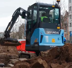 La Hyundai HX19e apuesta la construcción urbana limpia y silenciosa noticias maquinaria