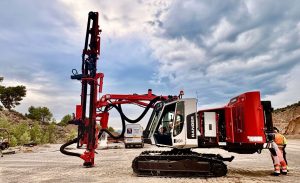Ricardo Chanza e Hijos incorpora una perforadora Sandvik Ranger DX800 noticias maquinaria