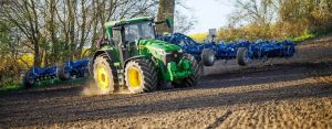 Serie 8R John Deere mejora productividad trabajos agrícolas exigentes noticias maquinaria