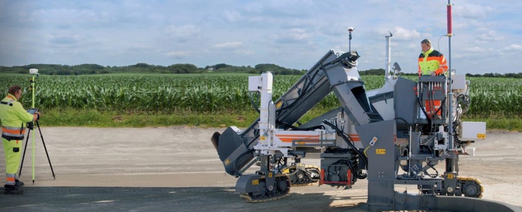Wirtgen celebra 30 años de tecnología 3D para el control de maquinaria de carreteras noticias maquinaria